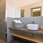 5 Bedroom Stunning In