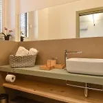 5 Bedroom Stunning In Appartamento *