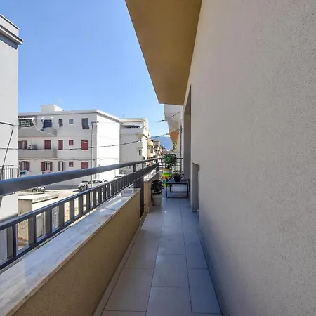 5 Bedroom Stunning In * Trappeto (Sicily)